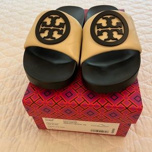Tory Burch Beach Slides Cream and Black Sz 6